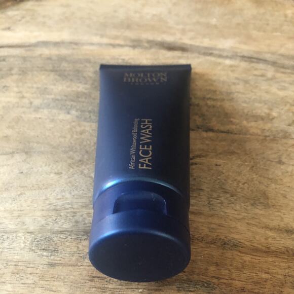 Molton Brown African Whitewood Balancing Face Wash 100mL - 3.3oz - Picture 5 of 6